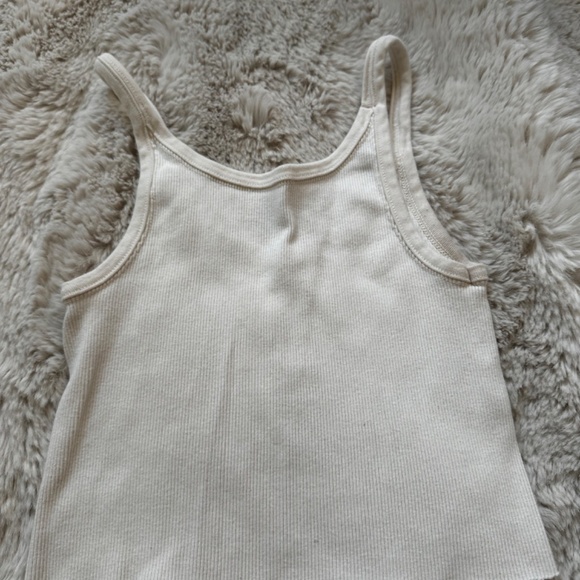Brandy Melville Tops Cream Brandy Melville Cropped Tank Top Poshmark